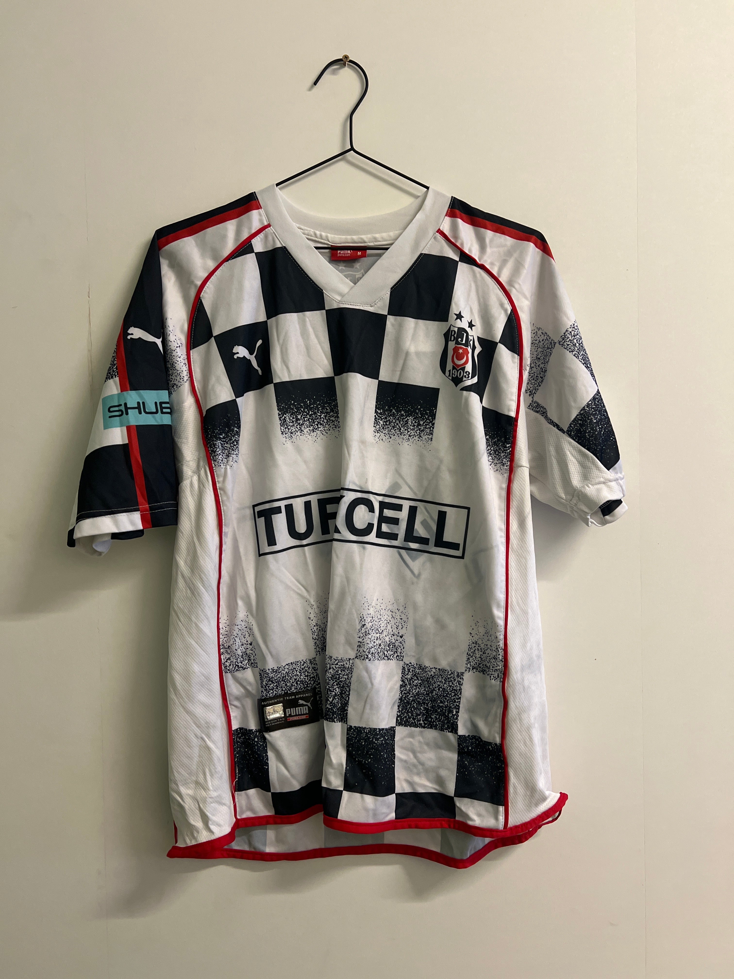 Besiktas 2004/05 hjemme #23 Carew (M)