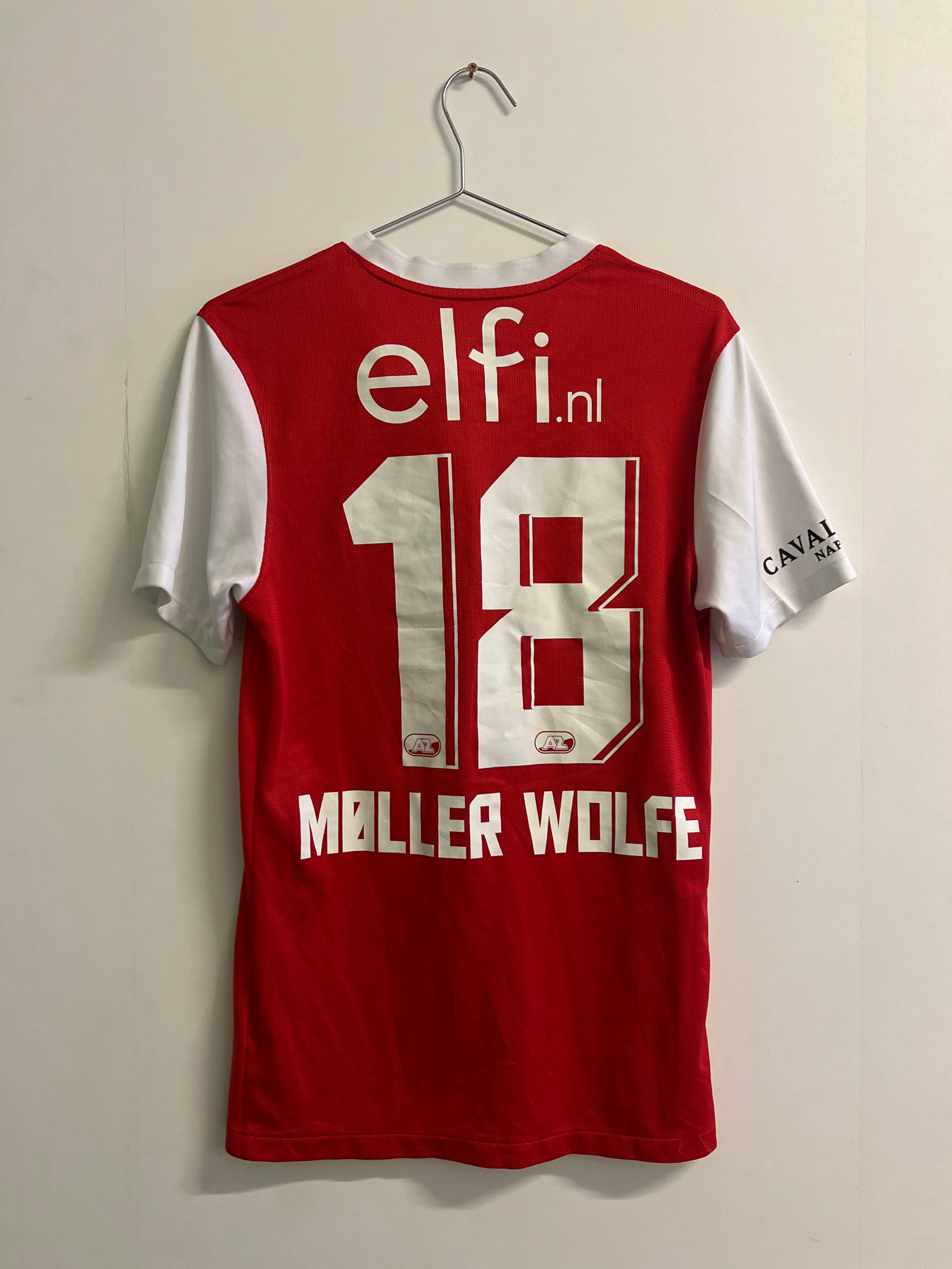 AZ Alkmaar 2023/24 hjemme #18 Møller Wolfe (S)