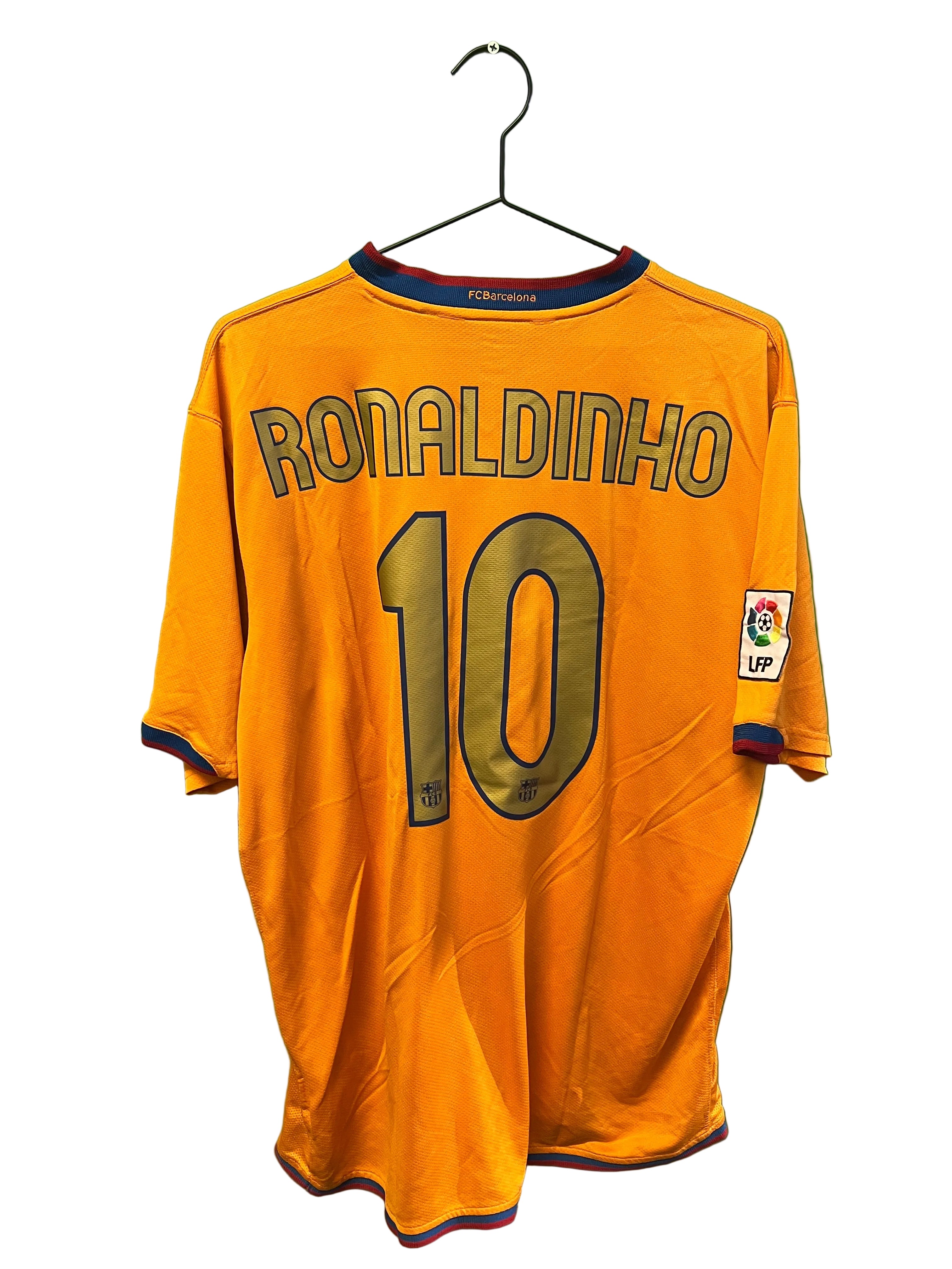 Barcelona borte 2006-08 #10 Ronaldinho (XL)