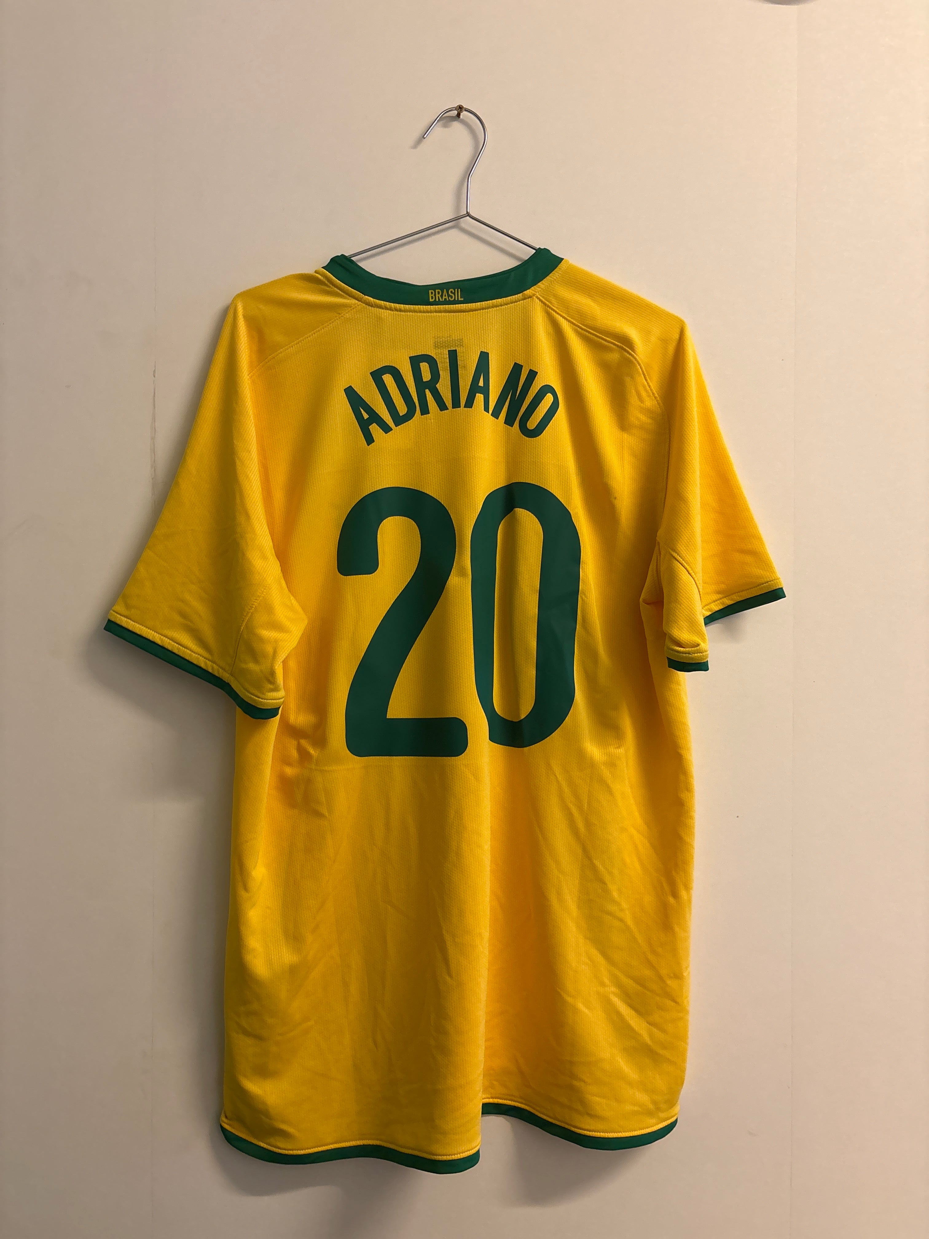 Brasil 2008 hjemme #20 Adriano (L)