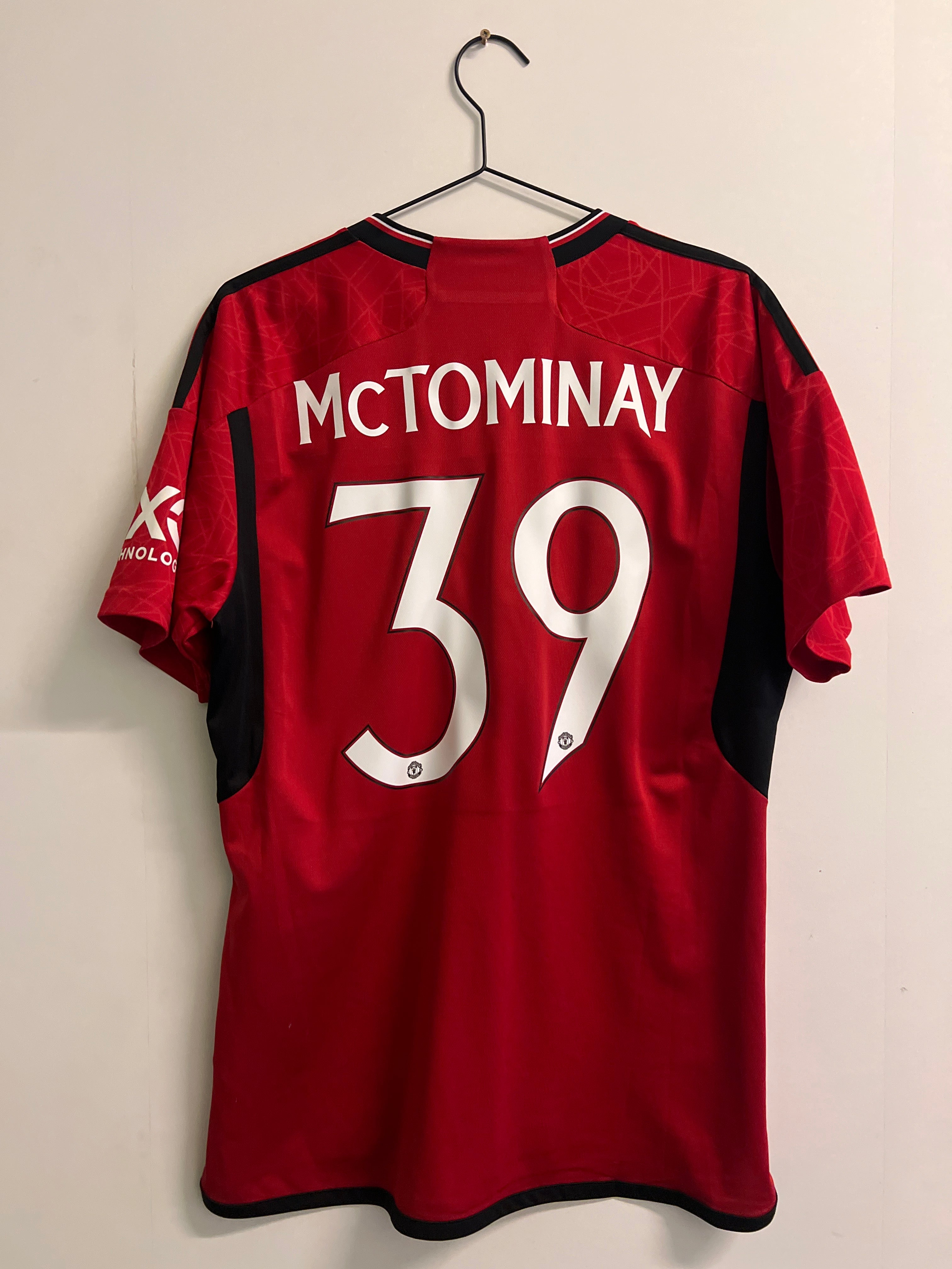 Man Utd 2024/25 hjemme #39 Mctominay (L)