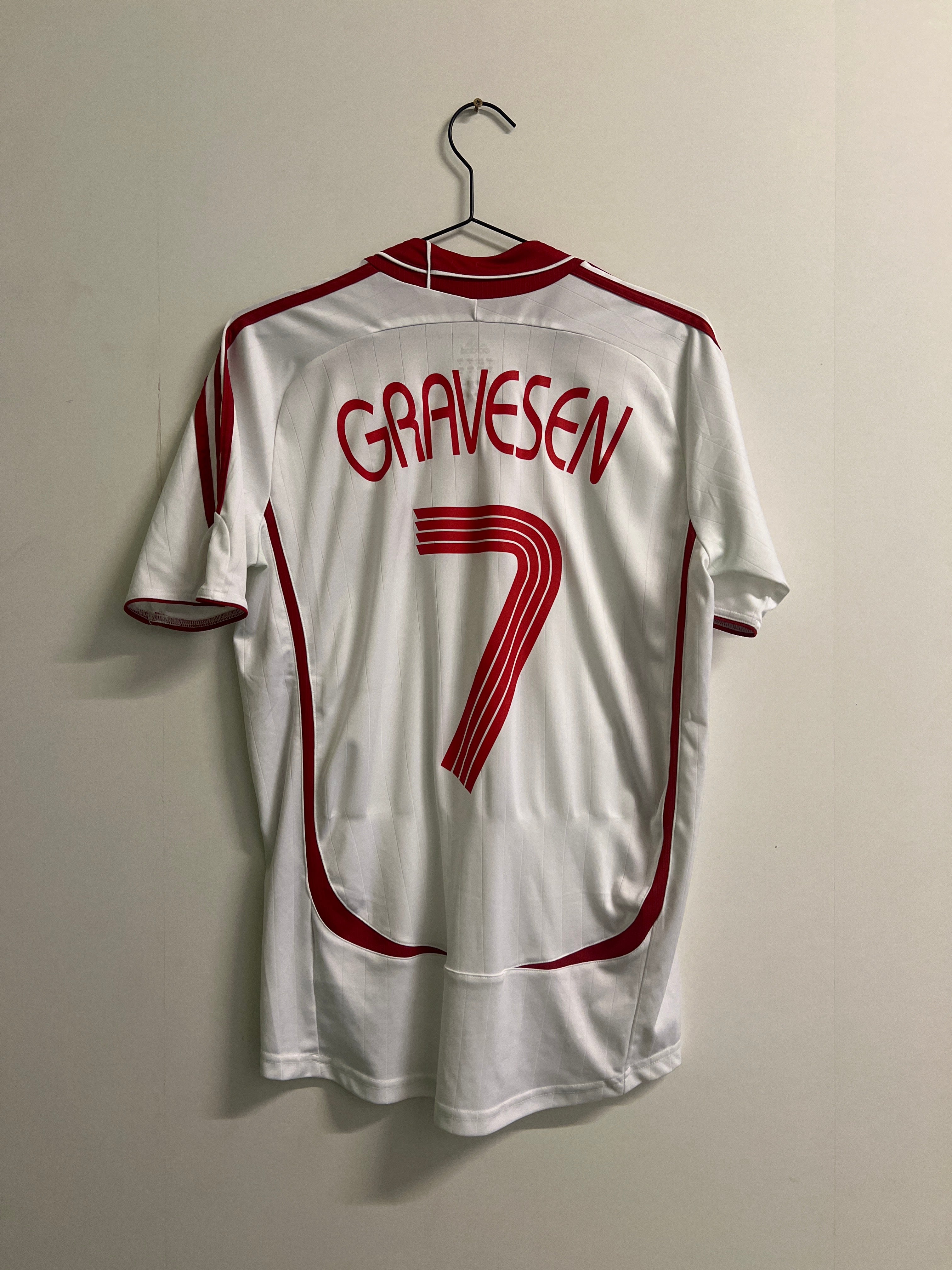 Danmark 2006 borte #7 Gravesen (S)