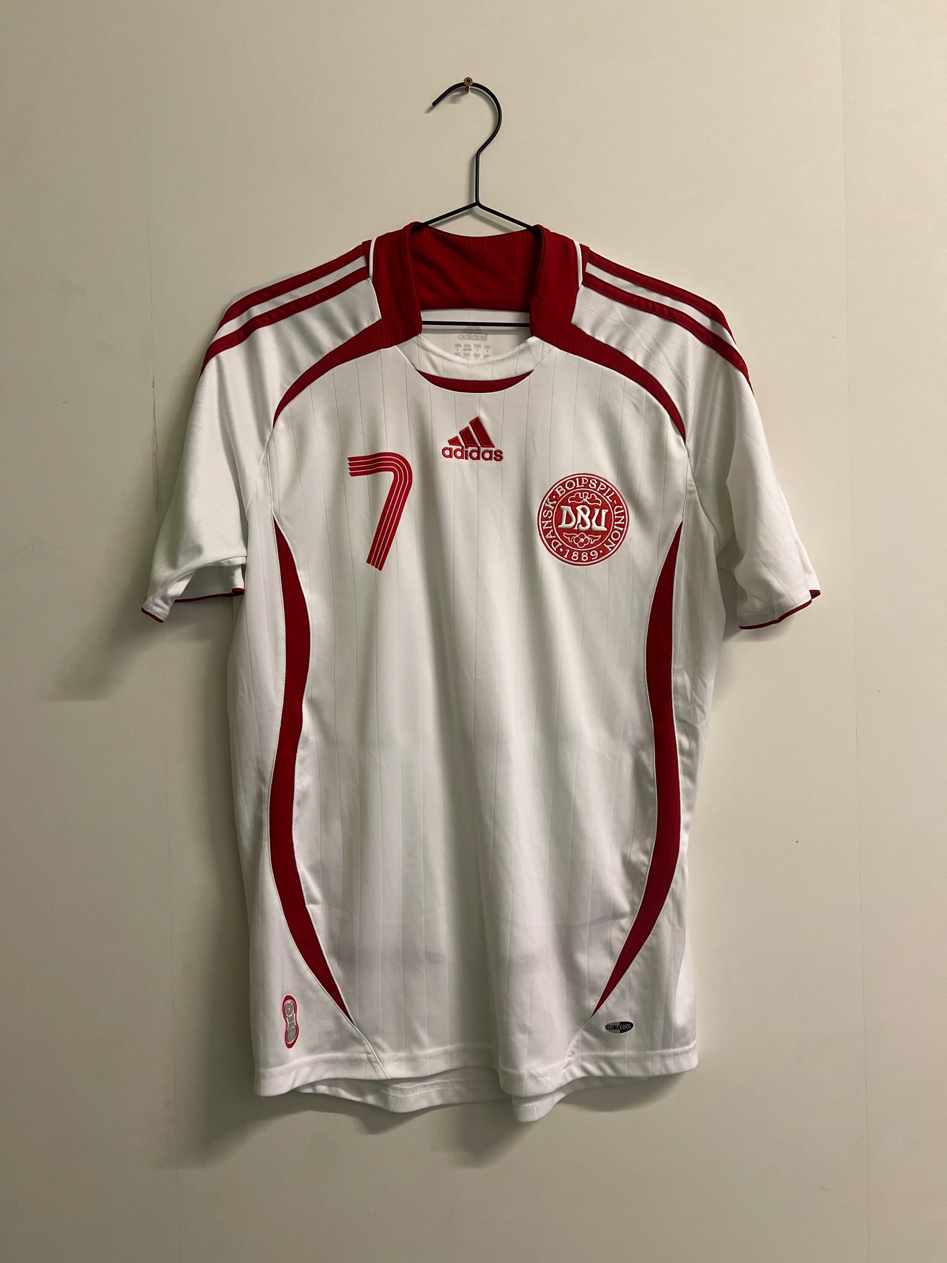 Danmark 2006 borte #7 Gravesen (S)