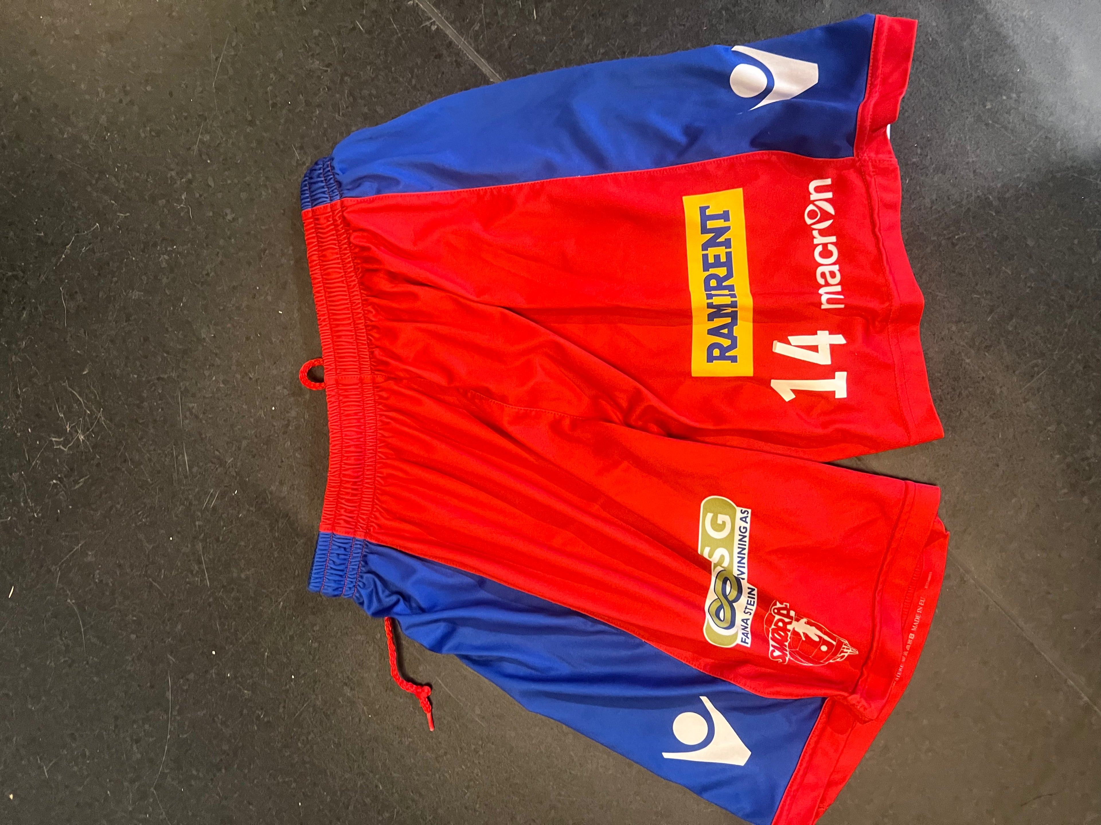 Smørås hjemme (L) #14