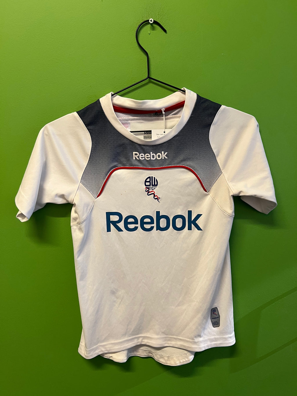 Bolton hjemme (JR 8 år)