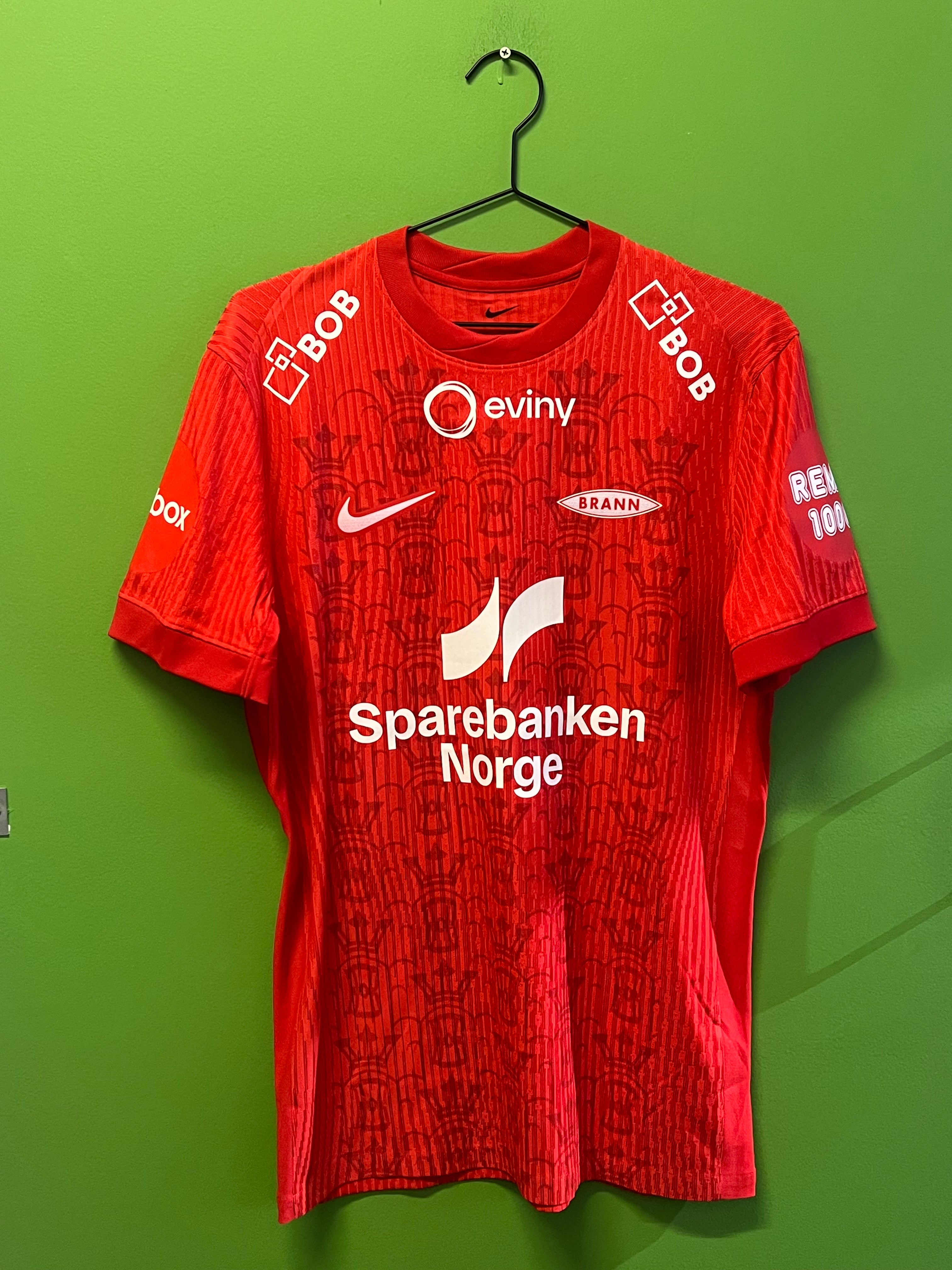 Brann hjemme spillerversjon #25 Wassberg (M)
